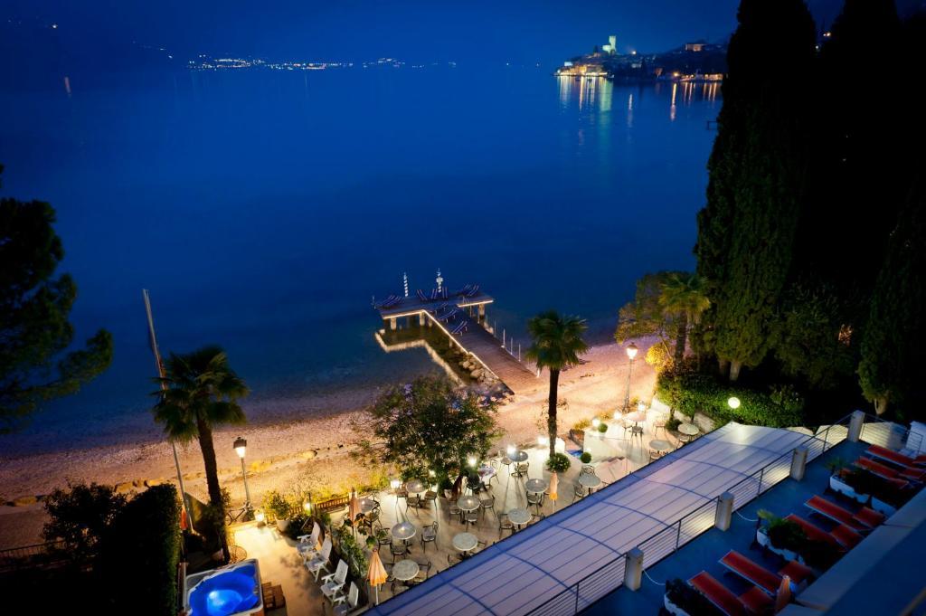 Beach Hotel Du Lac Malcesine Rum bild